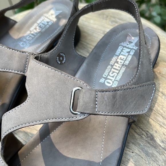 Mephisto Sandals - Picture 3 of 11